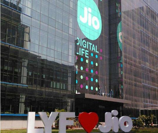 RJio Plan Pou Envesti $ 143 Milyon Pou Bati yon Sant Done Nan Lès Lend